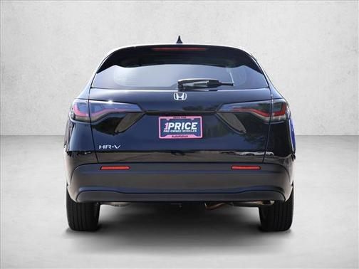 Crystal Black Pearl 2024 Honda HR-V LX