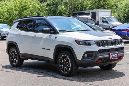 2024 Jeep Compass Trailhawk