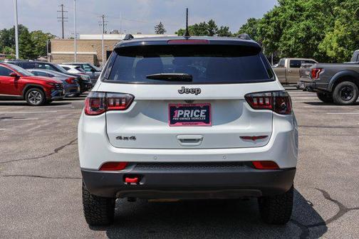 2024 Jeep Compass Trailhawk