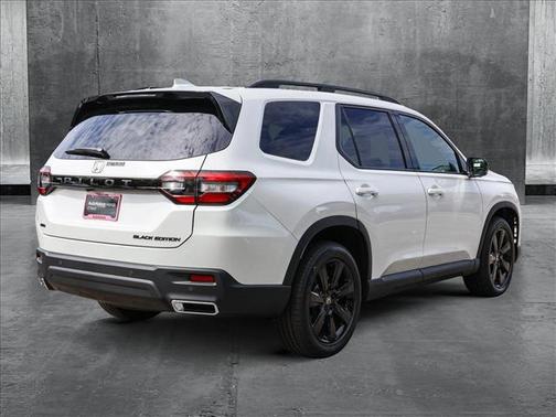 2025 Honda Pilot Black Edition