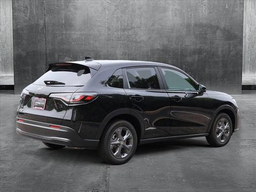 2026 Honda HR-V LX