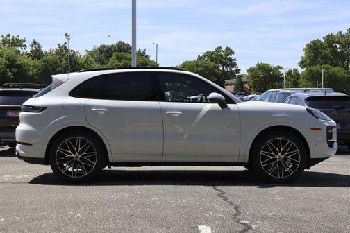 White [White] 2024 Porsche Cayenne Cayenne