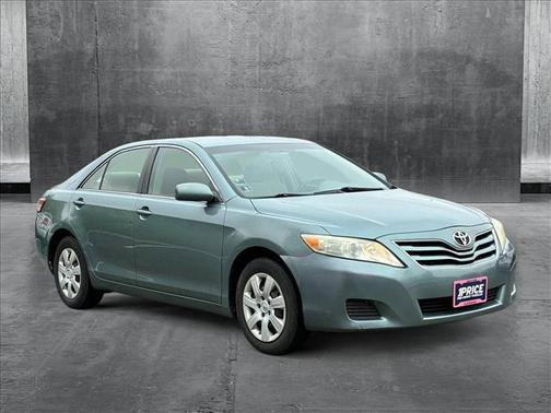 2010 Toyota Camry LE