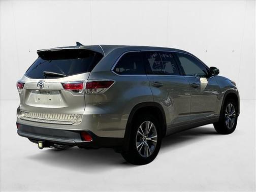 2016 Toyota Highlander LE Plus