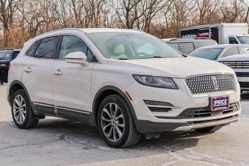 2019 Lincoln MKC Select