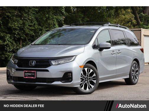 Solar Silver Metallic 2026 Honda Odyssey Elite