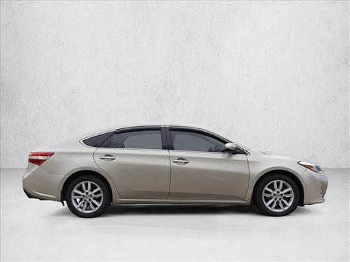 Creme Brulee Mica 2015 Toyota Avalon XLE