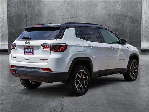 2024 Jeep Compass Trailhawk