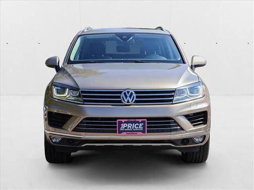 2016 Volkswagen Touareg VR6 Lux