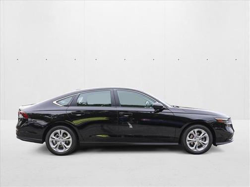 2025 Honda Accord LX 1.5T