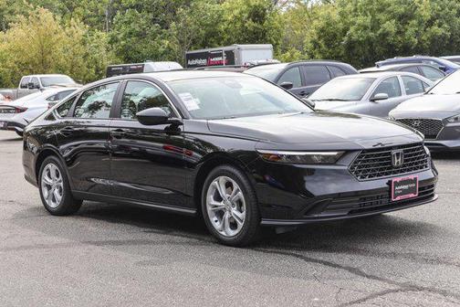 2025 Honda Accord LX 1.5T