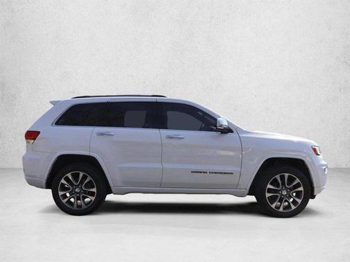 Bright White Clearcoat 2017 Jeep Grand Cherokee Overland