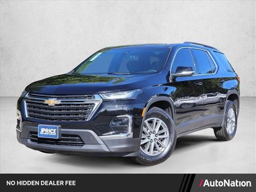 Mosaic Black Metallic 2023 Chevrolet Traverse LT Cloth