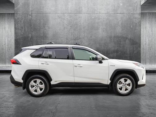 2020 Toyota RAV4 Hybrid LE