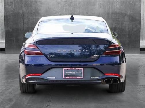 2022 Genesis G70 2.0T AWD