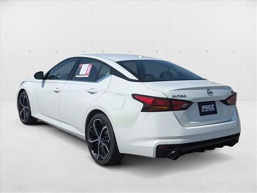 2023 Nissan Altima SR FWD