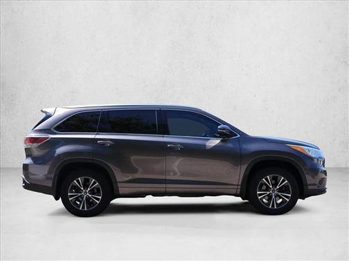 Predawn Gray Mica 2016 Toyota Highlander XLE