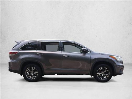 Predawn Gray Mica 2016 Toyota Highlander XLE