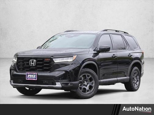 Crystal Black Pearl 2025 Honda Pilot TrailSport