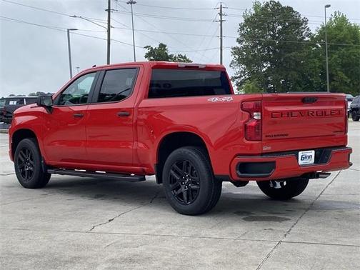 2025 Chevrolet Silverado 1500 Custom
