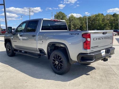 2026 Chevrolet Silverado 2500 Custom