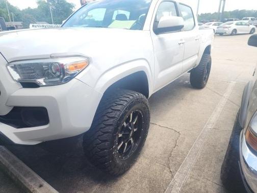 2017 Toyota Tacoma SR