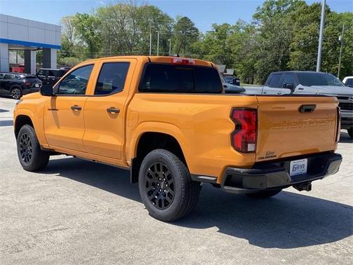 2025 Chevrolet Colorado WT