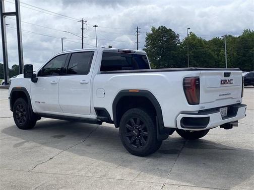 2024 GMC Sierra 2500 AT4