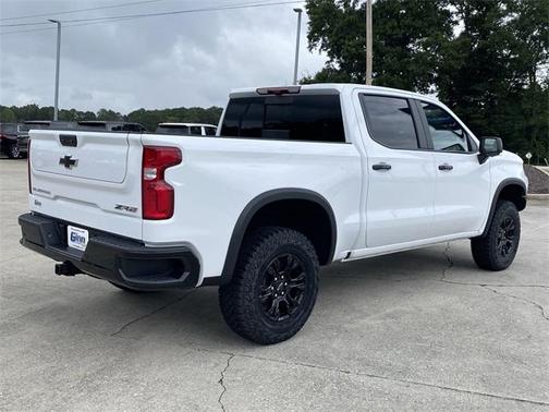 2025 Chevrolet Silverado 1500 ZR2