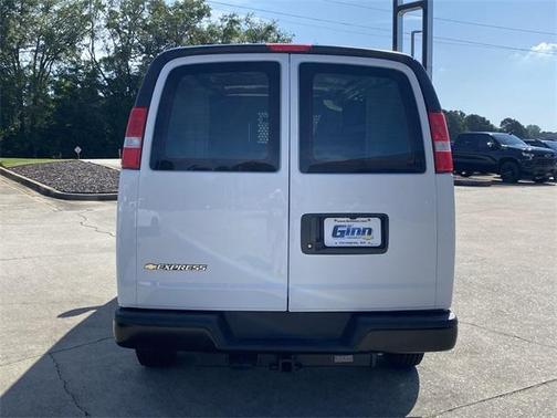 2025 Chevrolet Express 2500 Work Van