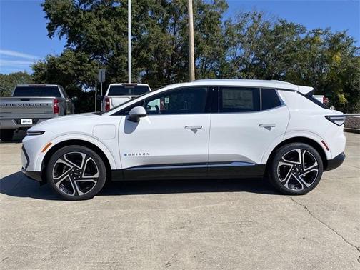 2026 Chevrolet Equinox EV LT 2