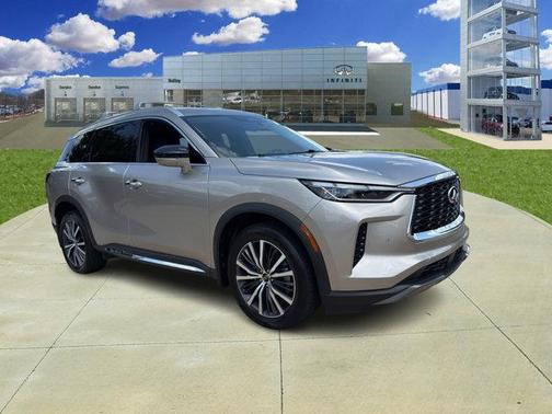 2023 INFINITI QX60 SENSORY