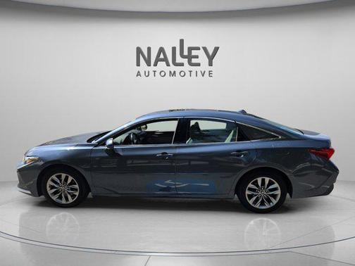 2019 Toyota Avalon XLE