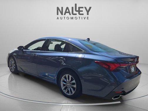2019 Toyota Avalon XLE