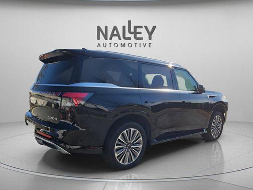 2025 INFINITI QX80 SENSORY AWD
