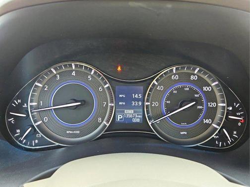 2015 INFINITI QX80 Base