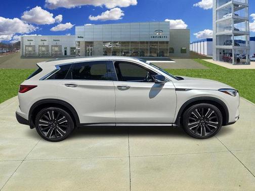 2021 INFINITI QX50 LUXE AWD