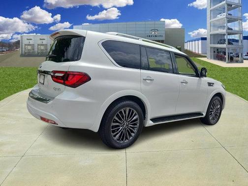 2024 INFINITI QX80 PREMIUM SELECT AWD