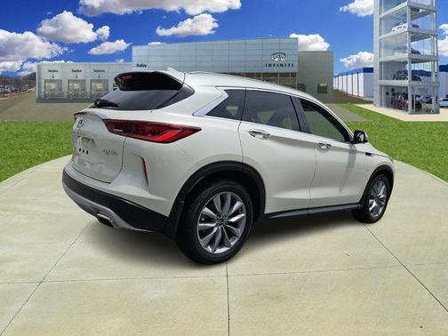 2022 INFINITI QX50 ESSENTIAL