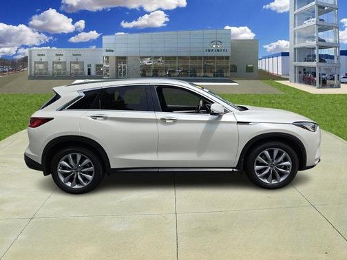 2022 INFINITI QX50 ESSENTIAL