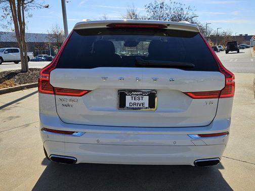 2021 Volvo XC60 T5 Inscription