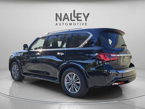 2023 INFINITI QX80 Luxe