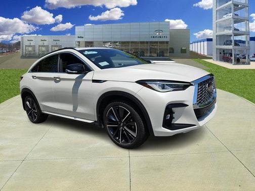 2023 INFINITI QX55 LUXE