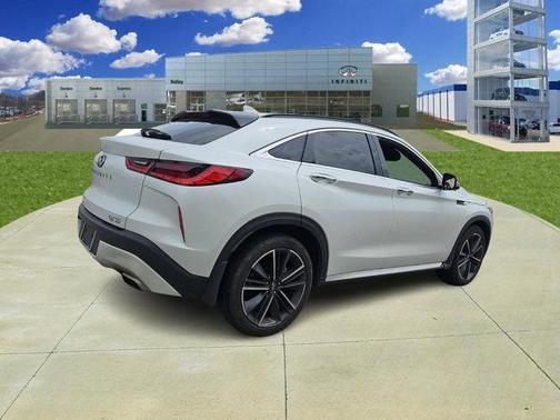 2023 INFINITI QX55 SENSORY