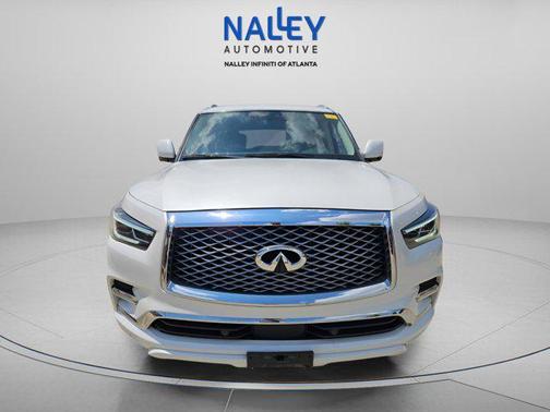 2023 INFINITI QX80 Luxe
