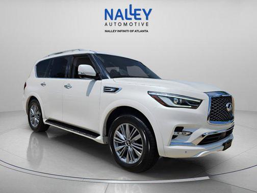 2023 INFINITI QX80 Luxe