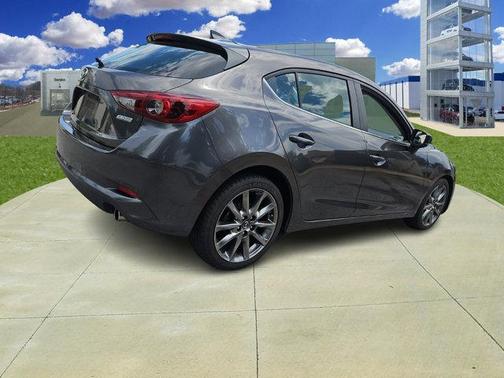 2018 Mazda Mazda3 Grand Touring