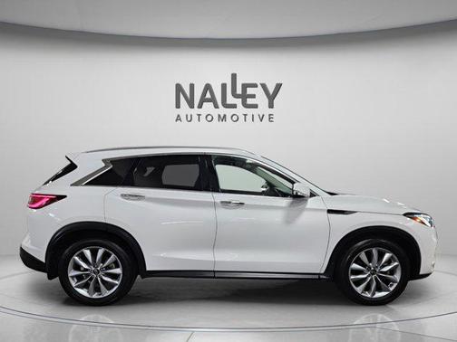 2022 INFINITI QX50 LUXE