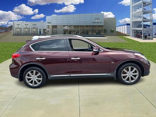 2017 INFINITI QX50 Base