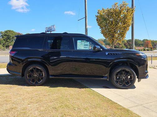 2026 INFINITI QX80 SPORT